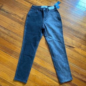 Two tone curvy high rise mom jean Hollister